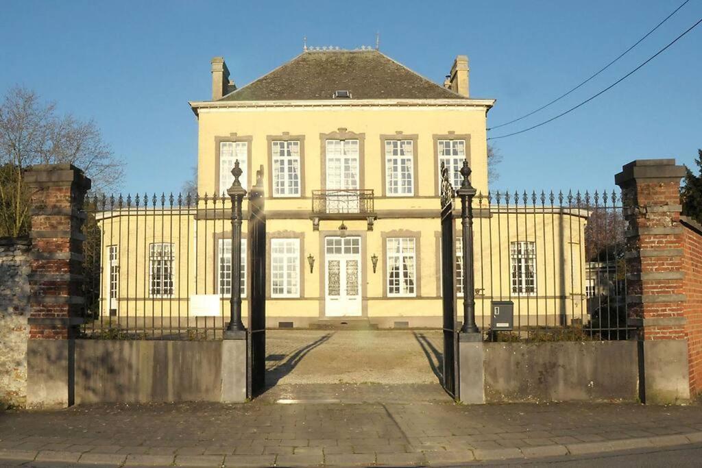 Petit Chateau A La Campagne. Beloeil Экстерьер фото